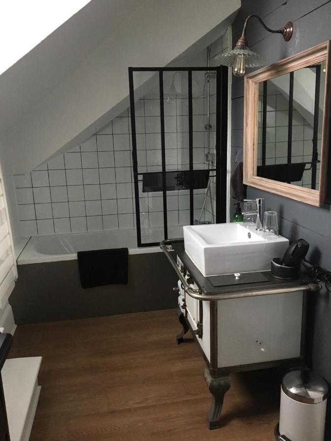 Les Chambres De Pauline Appartements Avec Climatisation Et Spa Албервил Екстериор снимка