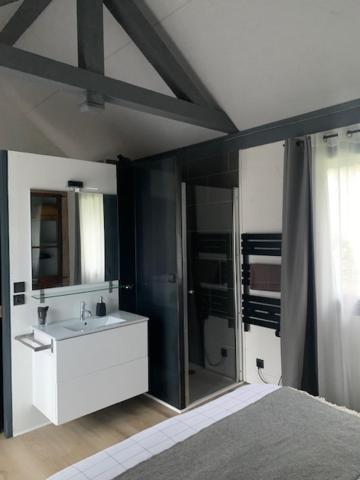 Les Chambres De Pauline Appartements Avec Climatisation Et Spa Албервил Екстериор снимка